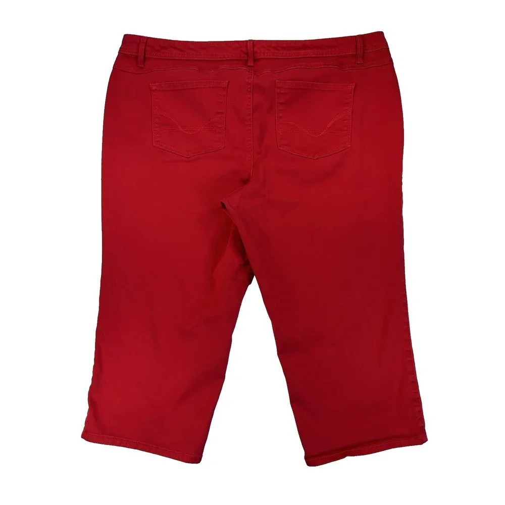 Roz & Ali Women's 22 Colorful Red Denim Capris Coastal Resort BOHO Summer